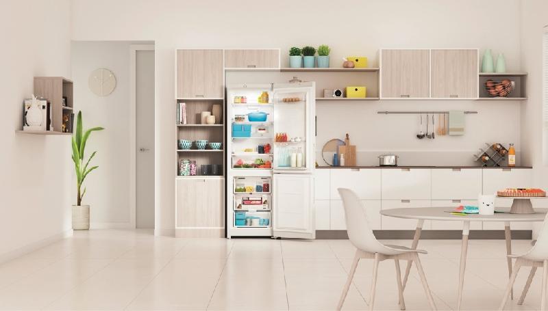 Холодильник Indesit ITR 4180 W 2-хкамерн. белый