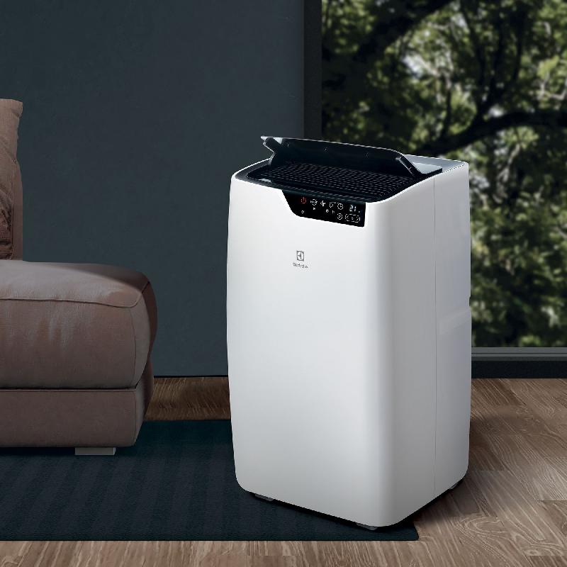 Кондиционер мобильный Electrolux Bliss Art EACM-12 GT/N6 белый площ.30м2