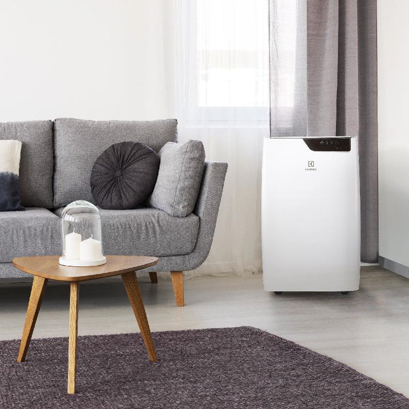 Кондиционер мобильный Electrolux Bliss Art EACM-12 GT/N6 белый площ.30м2