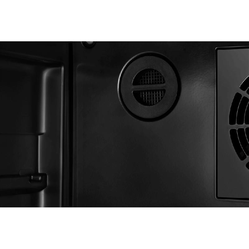 Винный шкаф Hisense RW3N230GELF
