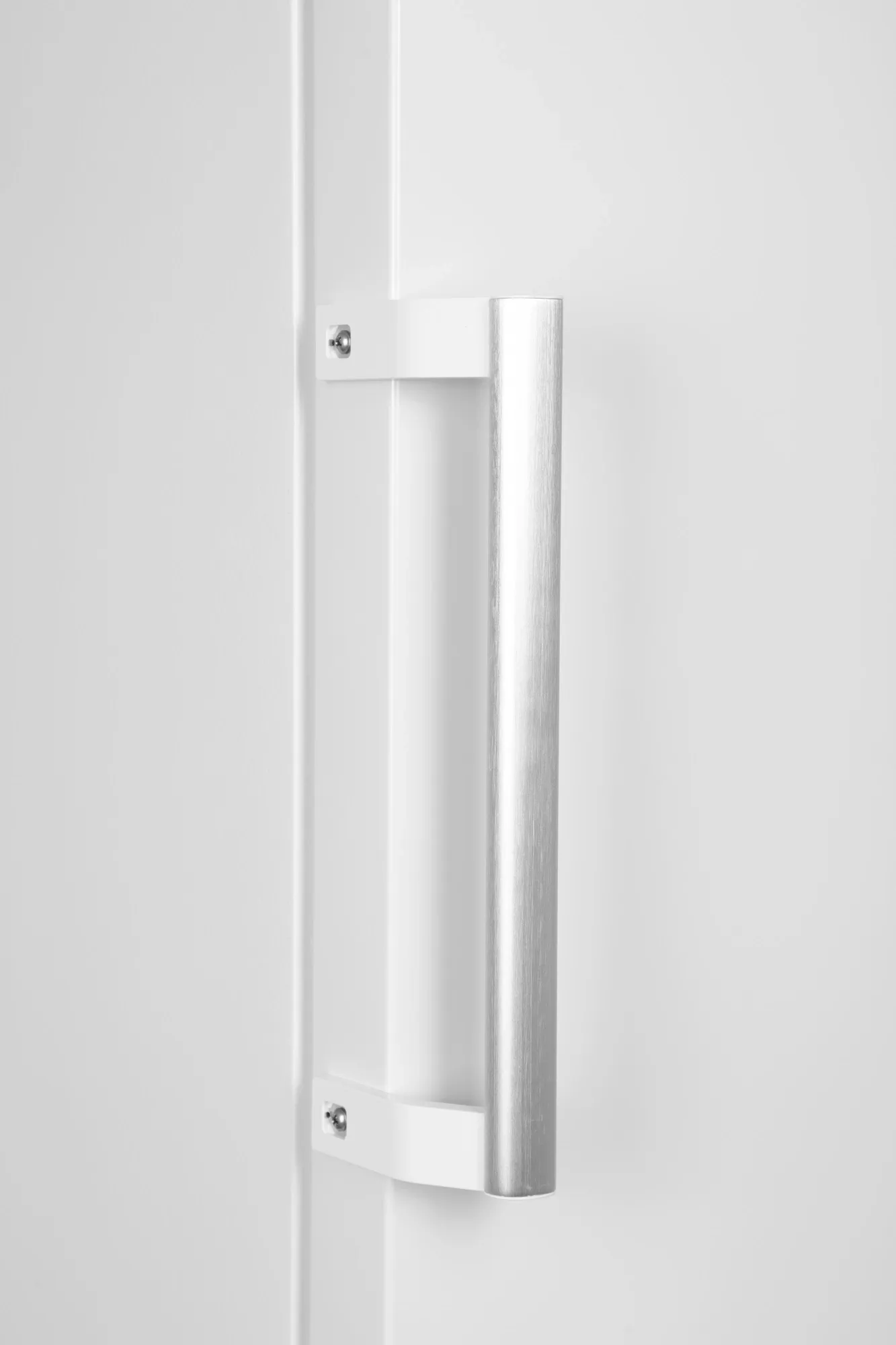 Морозильная камера Haier HF-242WG белый