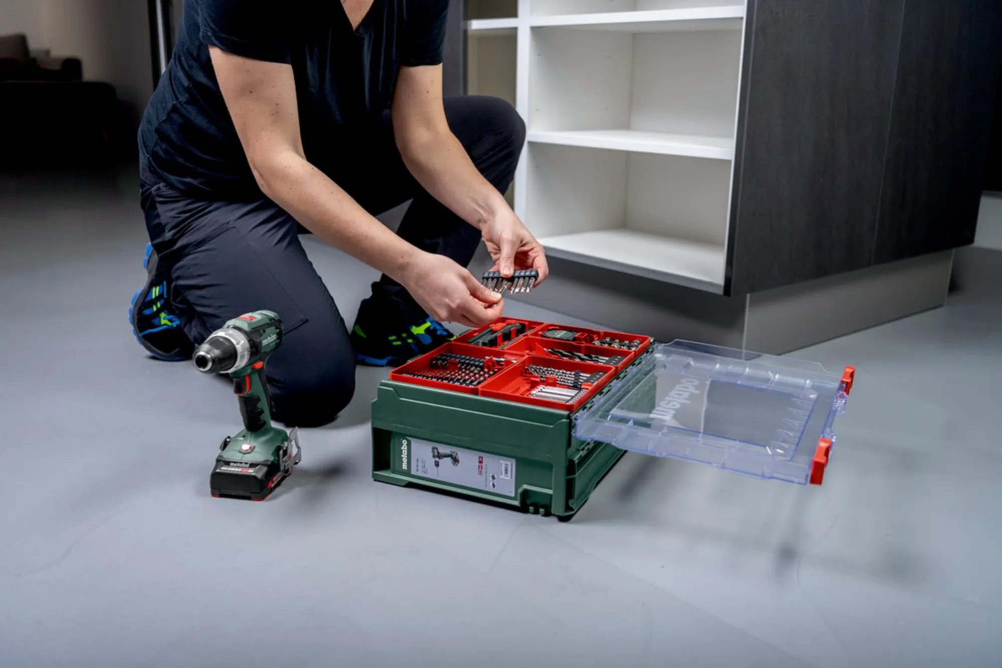 Дрель ударная Metabo SB 18 Set патрон:быстрозажимной реверс (кейс в комплекте) (602245710)
