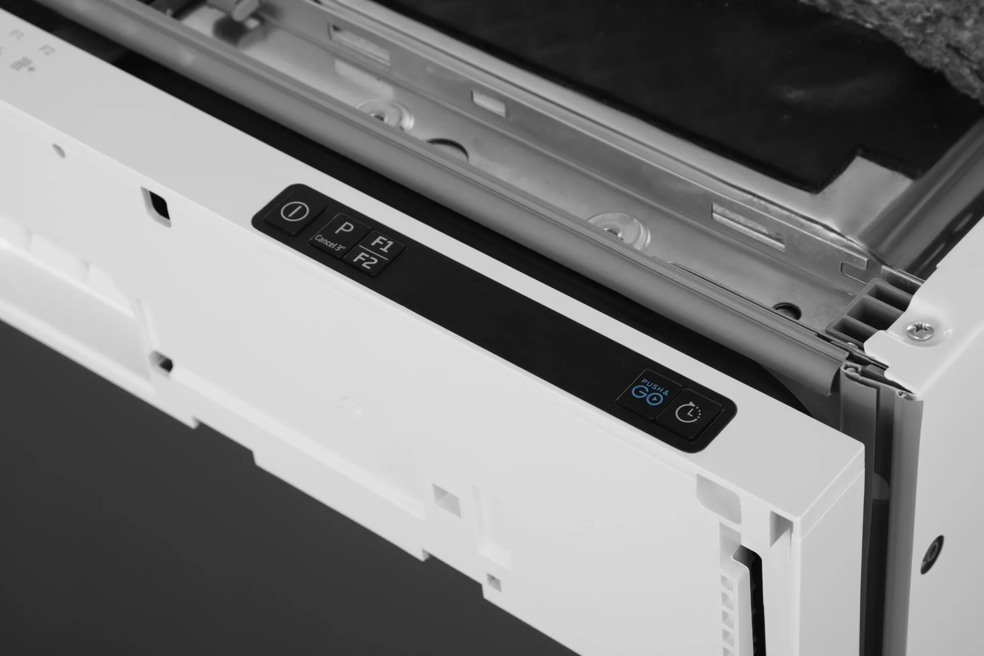 Посудомоечная машина встраив. Indesit DI 3C49 B 2100Вт полноразмерная