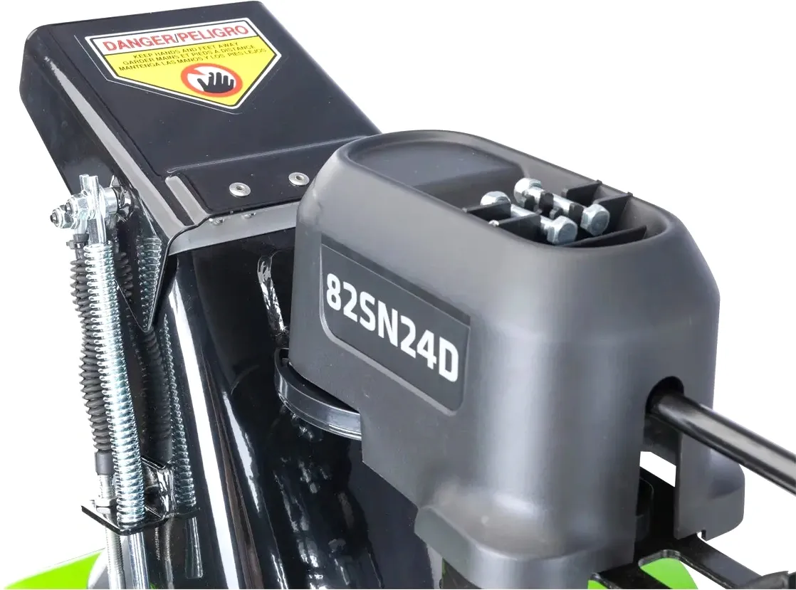 Снегоуборщик электр. Greenworks GD82ST56 5.2кВт