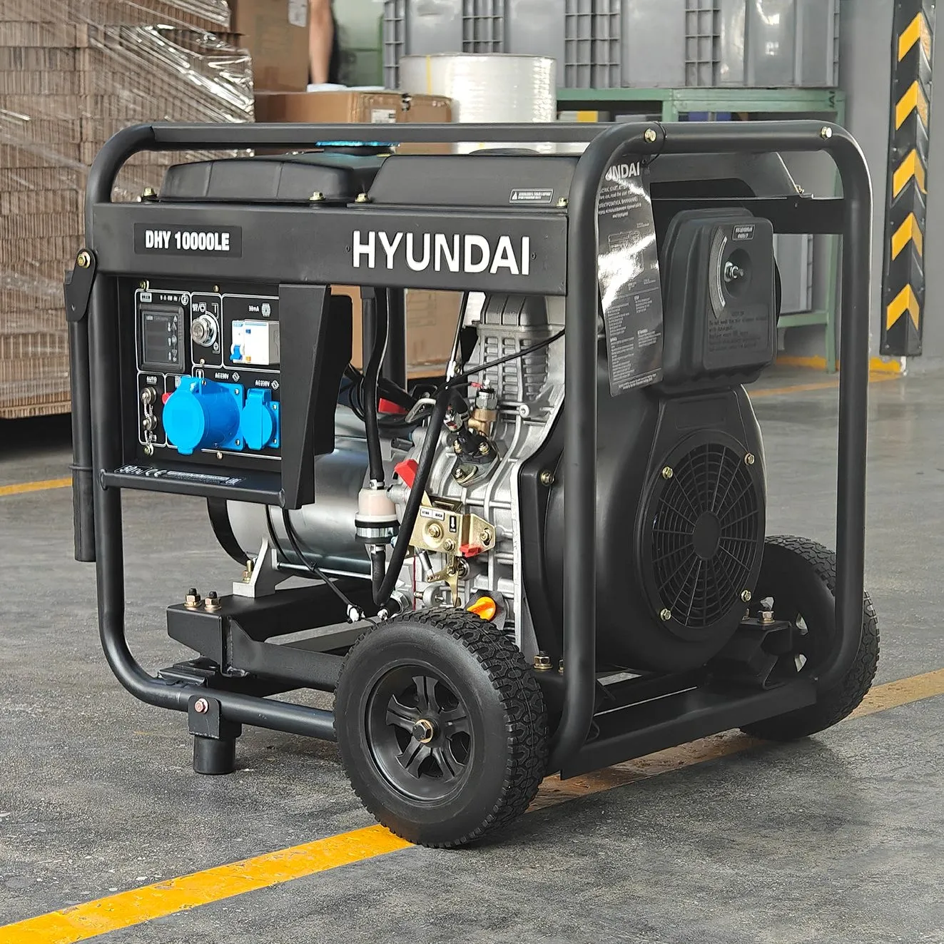 Генератор Hyundai DHY 10000LE