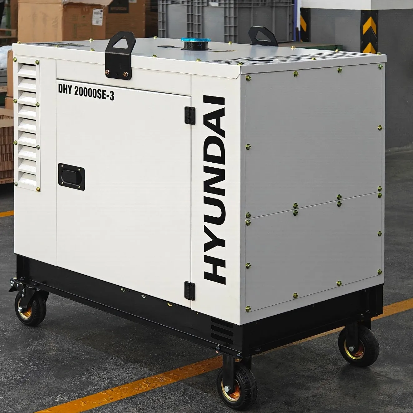 Генератор Hyundai DHY 20000SE-3