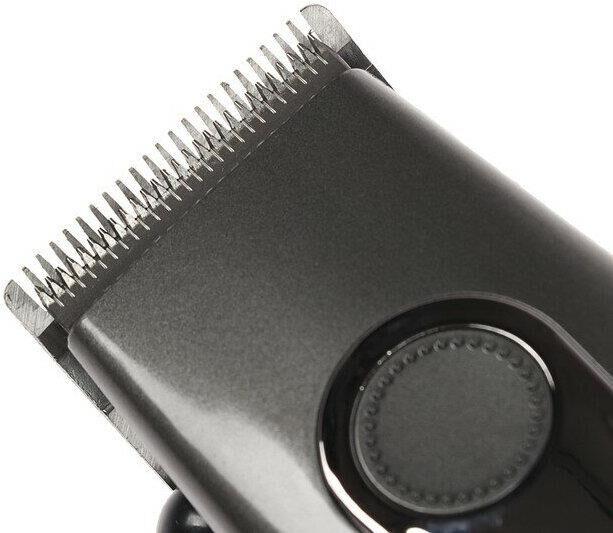 Машинка для стрижки CENTEK CT-2109 серый/хром