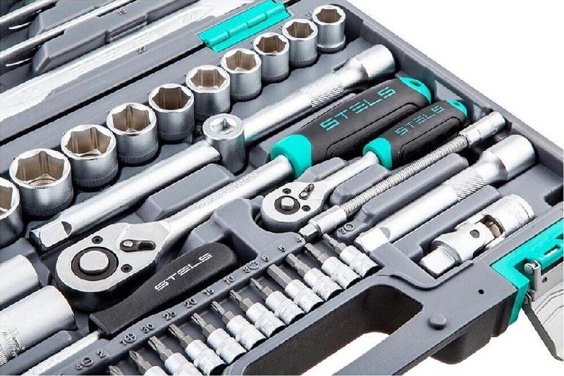 Набор инструментов STELS Набор инструментов, 1/2", 1/4", CrV, пластиковый кейс 82 предм.