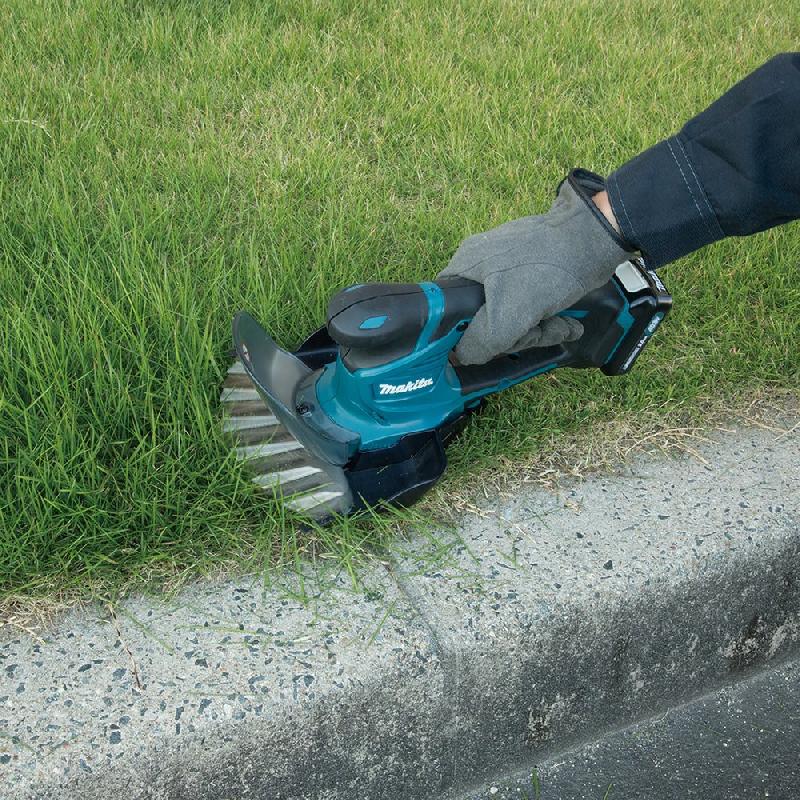 Садовые ножницы Makita UM600DWAE