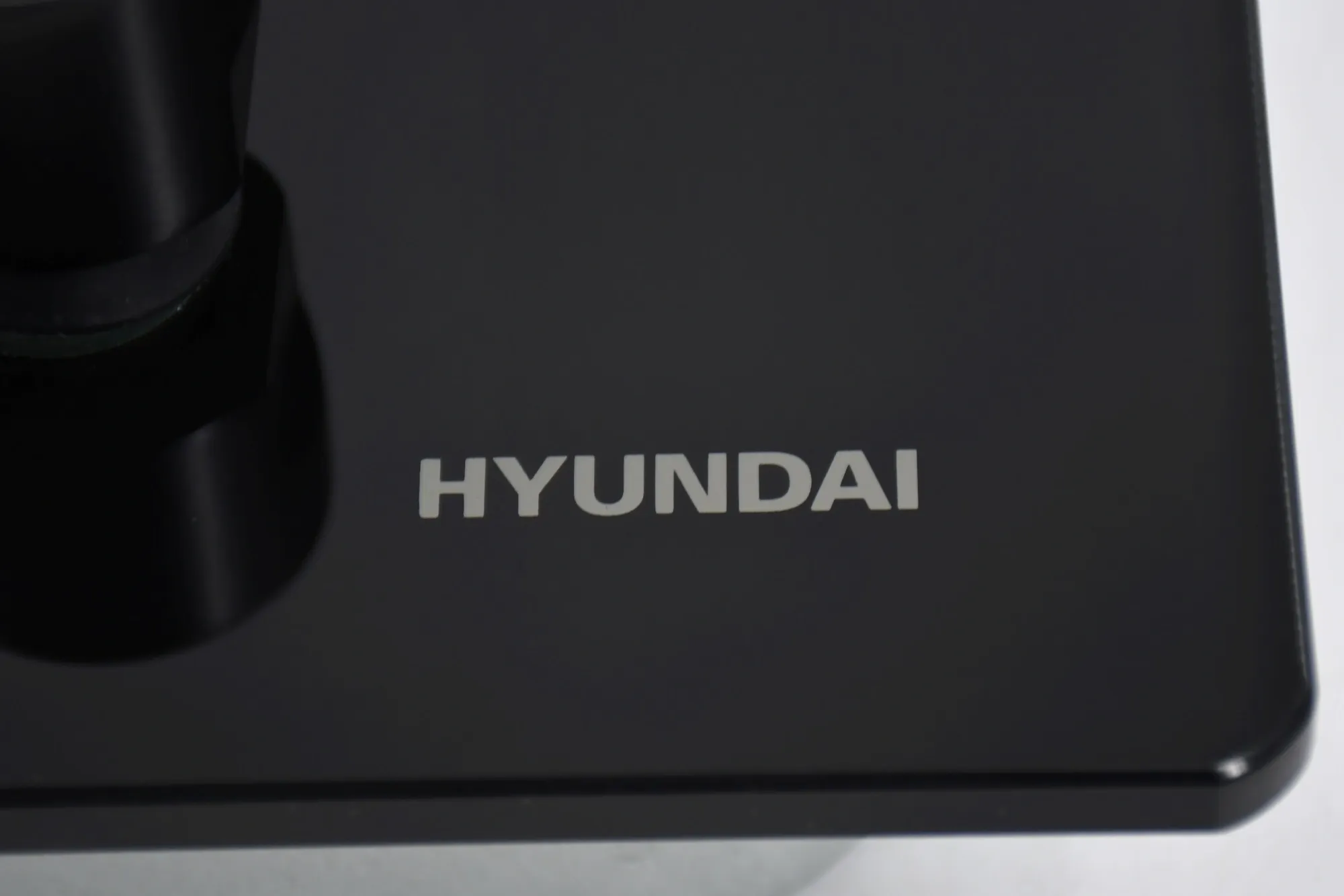 Газовая варочная поверхность Hyundai HHG 6420 BG черный